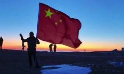 Featured image of post 只为一场日出的相遇——夜攀巴峰，邂逅贺兰破晓